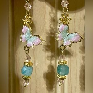 Elegant Butterfly Drop Earrings in Pink and Gold